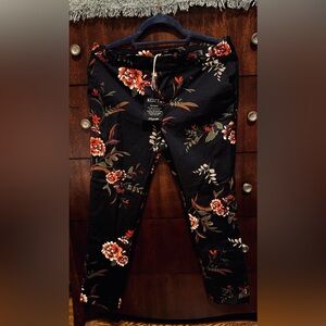 Chino Slim STRADIVARIUS Floral Capri Trousers SZ 8 EUR 40